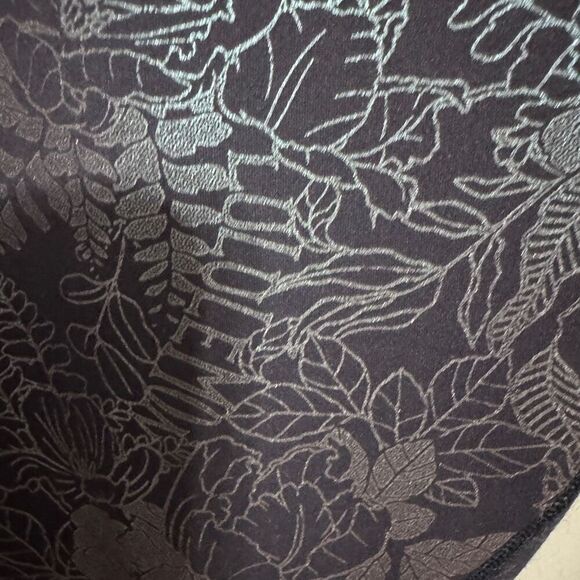 Lululemon Wunder Train High-Rise Tight 25" *Foil size 18 - Picture 5 of 7